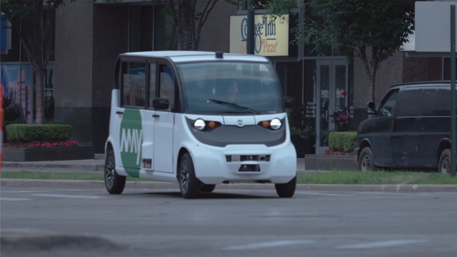 自動運転シャトルバスで交通渋滞の解消を目指すMay Mobility