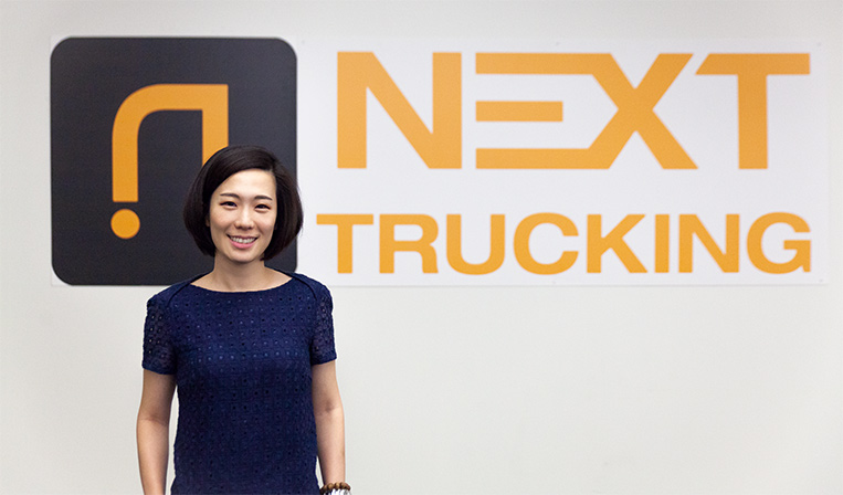 配送元とトラックドライバーを繋げる「NEXT Trucking」